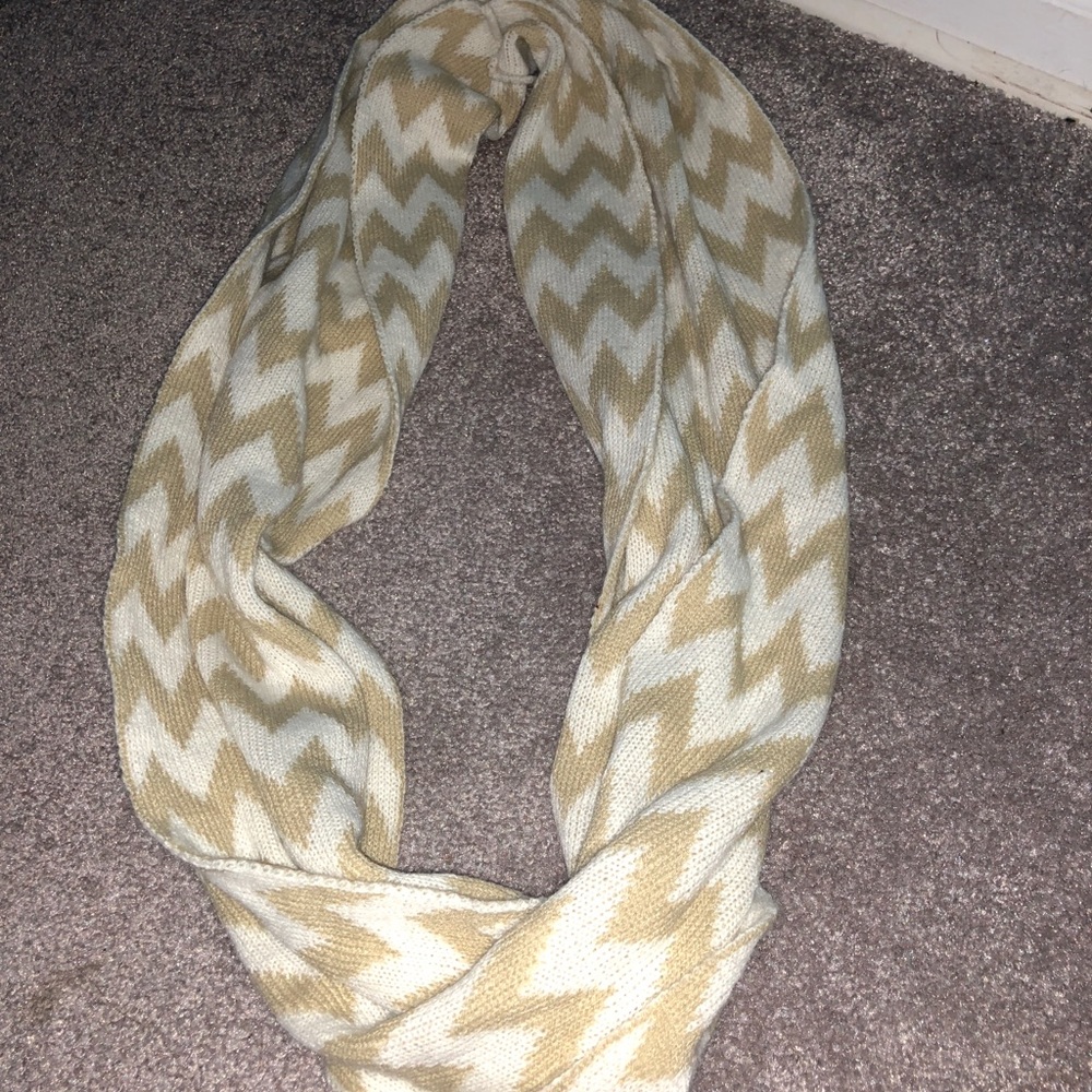 Chevron white and tan infinity scarf